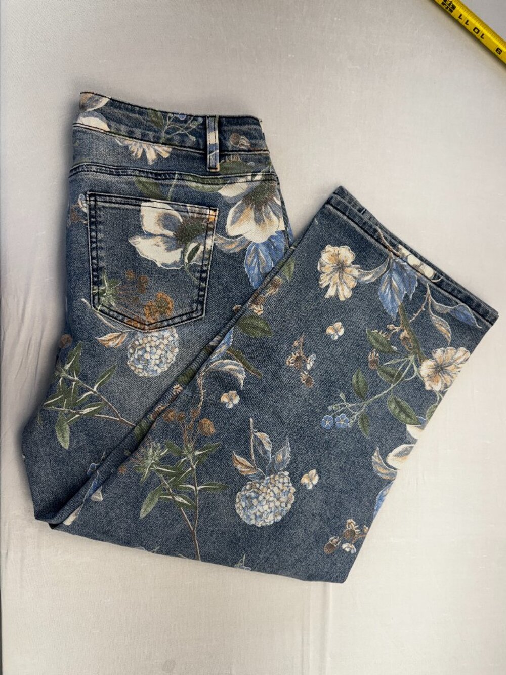NWT Flamingals Mid Blue Cream Floral Print Jeans Sz XL - Picture 4 of 11